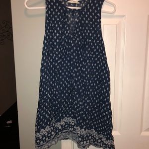 navy and white petite dress.